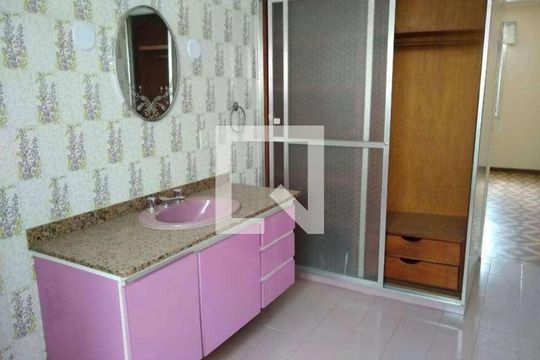 Casa para alugar com 3 quartos, 300m² em Ipiranga, São Paulo