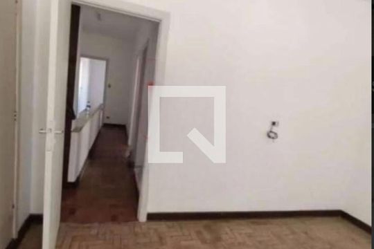 Casa para alugar com 3 quartos, 260m² em Ipiranga, São Paulo