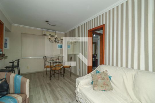 Sala de apartamento à venda com 2 quartos, 72m² em Bela Vista, Porto Alegre