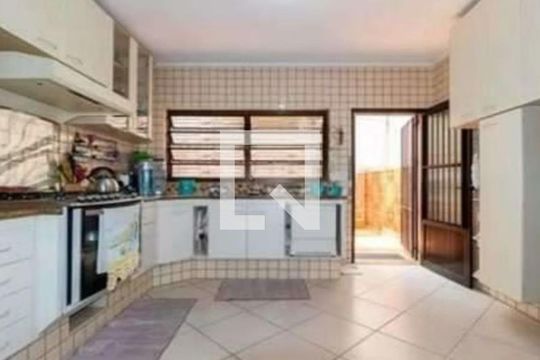 Casa para alugar com 2 quartos, 270m² em Vila Prudente, São Paulo