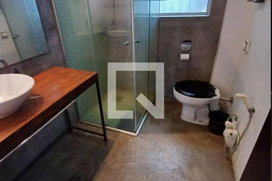 Casa para alugar com 2 quartos, 280m² em Cidade Mãe do Céu, São Paulo