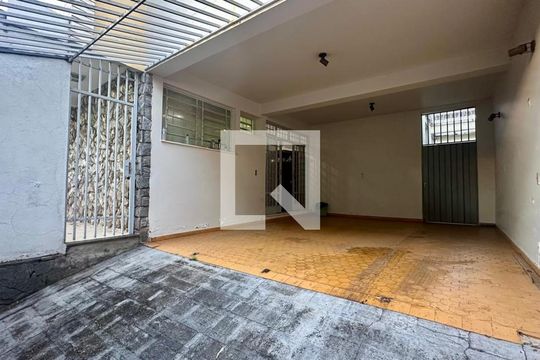 Vagas de garagem de casa à venda com 4 quartos, 321m² em Serra, Belo Horizonte