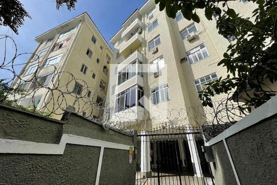 Fachada de apartamento para alugar com 3 quartos, 90m² em Grajaú, Rio de Janeiro
