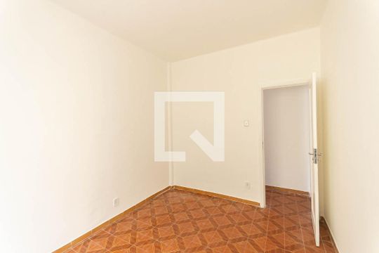 Quarto 1 de apartamento para alugar com 3 quartos, 90m² em Grajaú, Rio de Janeiro