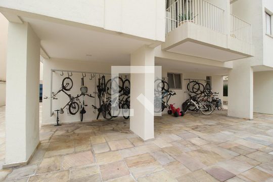 Área Comum - Bicicletário de apartamento para alugar com 1 quarto, 37m² em Itaim Bibi, São Paulo