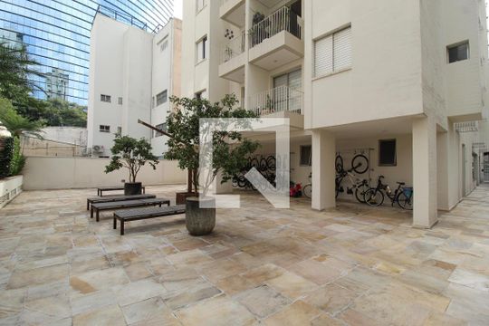 Área Comum - Solário de apartamento para alugar com 1 quarto, 37m² em Itaim Bibi, São Paulo