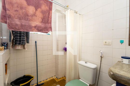 Banheiro de apartamento à venda com 1 quarto, 49m² em Consolação, São Paulo