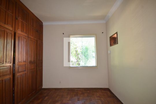 Quarto 1 de apartamento para alugar com 3 quartos, 130m² em Marechal Hermes, Rio de Janeiro