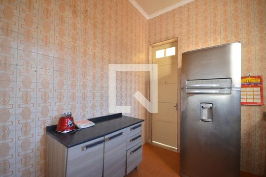 Cozinha de apartamento para alugar com 3 quartos, 130m² em Marechal Hermes, Rio de Janeiro
