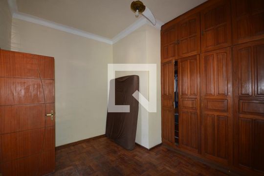 Quarto 1 de apartamento para alugar com 3 quartos, 130m² em Marechal Hermes, Rio de Janeiro