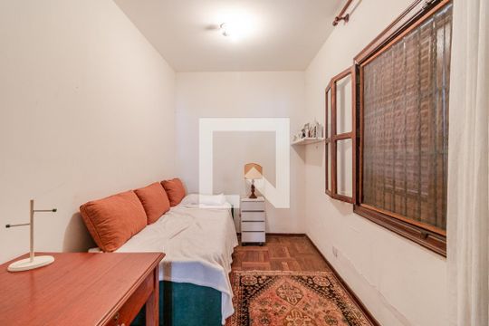 Quarto  de casa à venda com 4 quartos, 200m² em Sumaré, São Paulo