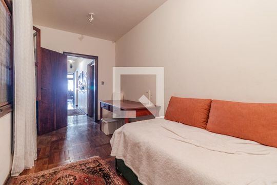 Quarto  de casa à venda com 4 quartos, 200m² em Sumaré, São Paulo