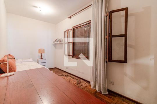 Quarto  de casa à venda com 4 quartos, 200m² em Sumaré, São Paulo