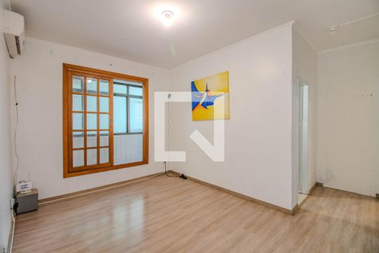 Apartamento para alugar com 3 quartos, 85m² em Floresta, Porto Alegre