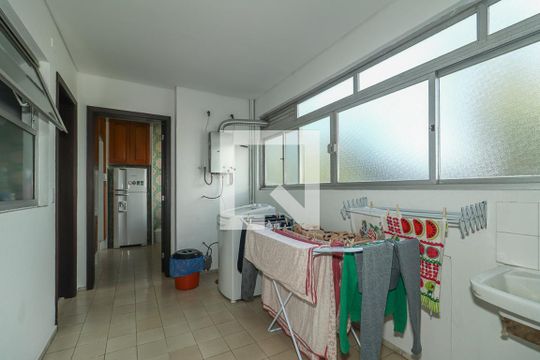 Área de Serviço de apartamento à venda com 3 quartos, 155m² em Bela Vista, Porto Alegre
