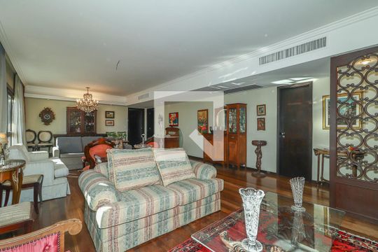 Sala de apartamento à venda com 3 quartos, 155m² em Bela Vista, Porto Alegre