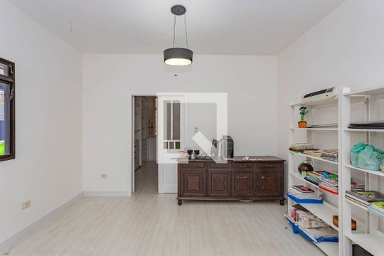 Casa à venda com 2 quartos, 120m² em Vila Nair, São Paulo