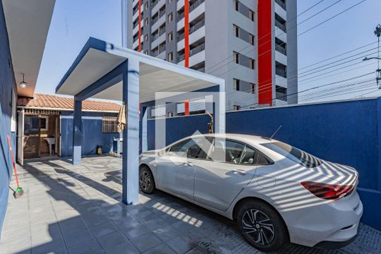 Garagem de casa à venda com 2 quartos, 120m² em Vila Nair, São Paulo