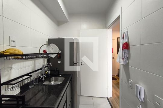 Cozinha de apartamento para alugar com 1 quarto, 28m² em Vila Dom Pedro I, São Paulo