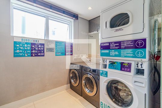 Área comum  de apartamento à venda com 1 quarto, 40m² em Pinheiros, São Paulo