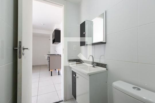 Banheiro de apartamento à venda com 2 quartos, 35m² em Itaquera, São Paulo