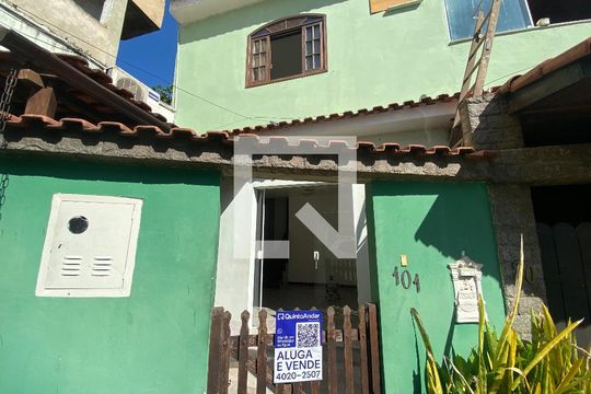 Fachada de casa à venda com 5 quartos, 280m² em Taquara, Rio de Janeiro