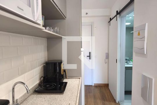 Cozinha de kitnet/studio para alugar com 1 quarto, 29m² em Vila Mariana, São Paulo