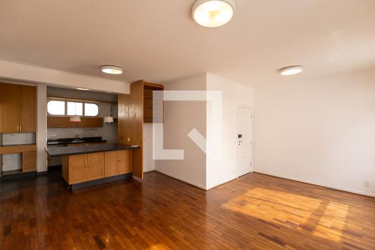 Sala de apartamento para alugar com 4 quartos, 123m² em Vila Sofia, São Paulo