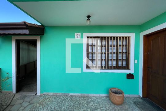fachada da casa de casa de condomínio à venda com 4 quartos, 137m² em Rio Pequeno, São Paulo