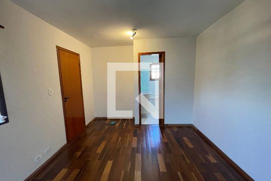 Quarto 1 de casa de condomínio à venda com 4 quartos, 137m² em Rio Pequeno, São Paulo