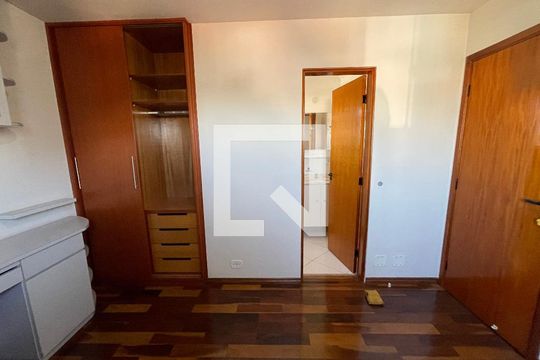 Quarto 2 de casa de condomínio à venda com 4 quartos, 137m² em Rio Pequeno, São Paulo