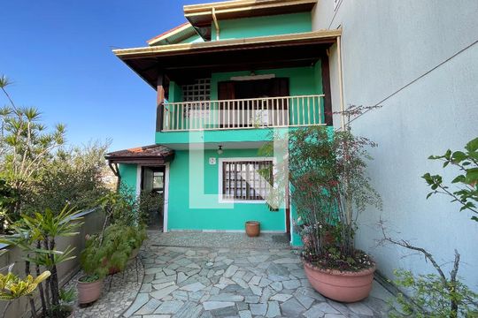 fachada da casa de casa de condomínio à venda com 4 quartos, 137m² em Rio Pequeno, São Paulo