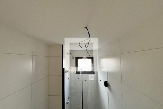 Banheiro de kitnet/studio para alugar com 1 quarto, 29m² em Jardim São Paulo, São Paulo