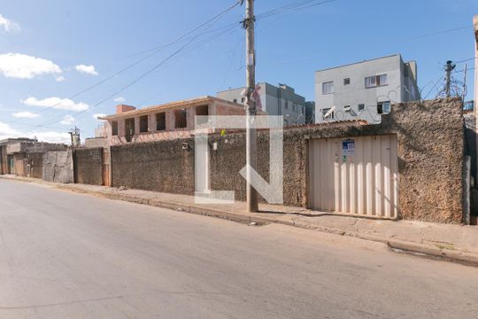 Fachada de casa à venda com 3 quartos, 119m² em São Salvador, Belo Horizonte