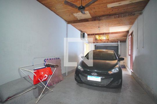 Garagem de casa à venda com 3 quartos, 116m² em Parque Santa Fé, Porto Alegre