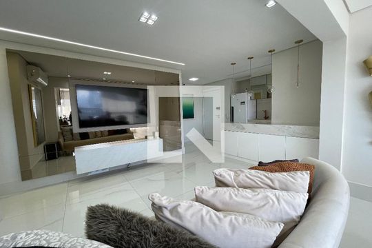 Sala de apartamento à venda com 2 quartos, 78m² em Butantã, São Paulo