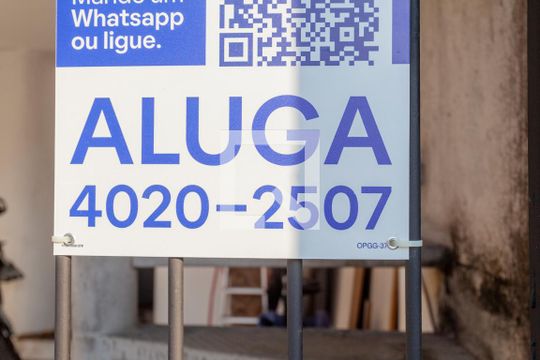 Placa de casa para alugar com 2 quartos, 60m² em Vila Sao Pedro, São Paulo