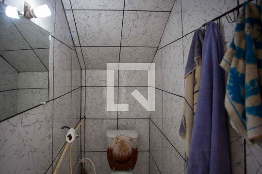 Lavabo de casa à venda com 4 quartos, 230m² em Centro, Diadema