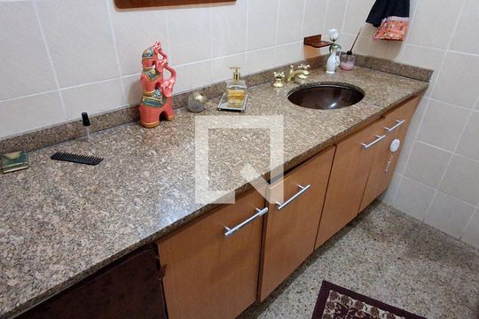 Lavabo da Sala de casa à venda com 4 quartos, 298m² em Jardim Orlandina, São Bernardo do Campo
