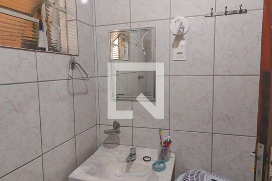 Casa 2 - Banheiro de casa à venda com 3 quartos, 292m² em Vila Marlene, Jundiaí