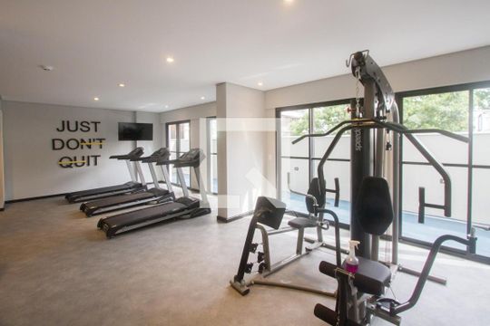 Área comum de kitnet/studio para alugar com 1 quarto, 28m² em Jardim das Acacias, São Paulo