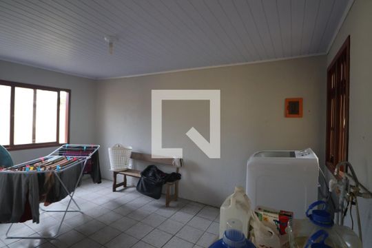 Área de Serviço de casa à venda com 4 quartos, 156m² em Rio Branco, Canoas