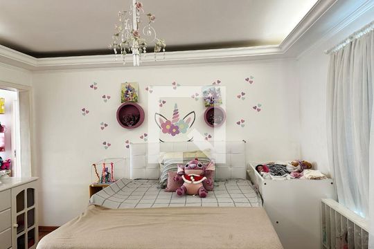 Suíte 3 de casa de condomínio para alugar com 3 quartos, 566m² em Gramado, Cotia