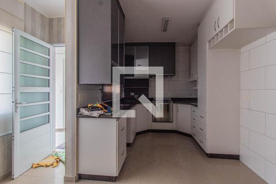 Cozinha de casa para alugar com 3 quartos, 100m² em Penha de França, São Paulo