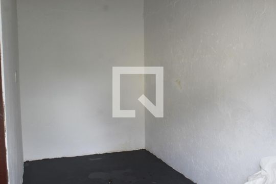 Quarto de Serviço de casa de condomínio para alugar com 4 quartos, 390m² em Piatã, Salvador