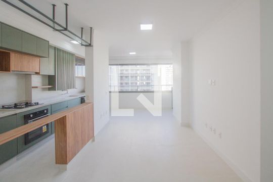 Apartamento para alugar com 2 quartos, 70m² em Brooklin, São Paulo