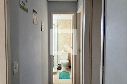 Corredor de apartamento à venda com 2 quartos, 49m² em Parque Erasmo Assunção, Santo André