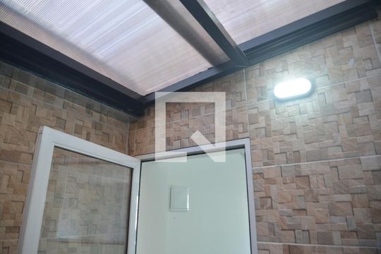 Área de Serviço de casa à venda com 2 quartos, 114m² em Vila Bela Vista, Santo André
