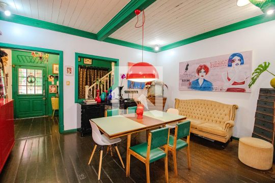 Casa à venda com 3 quartos, 199m² em Mont’serrat, Porto Alegre