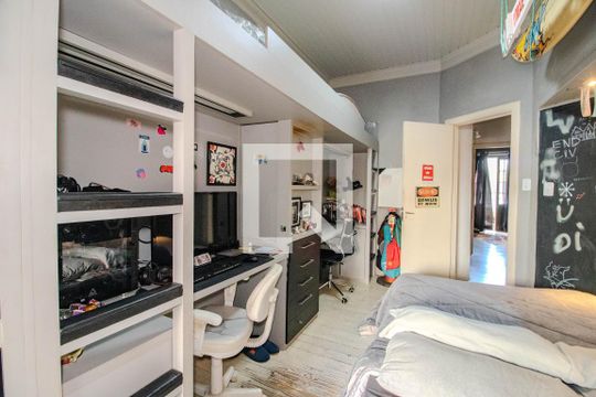 Quarto 1 de casa à venda com 3 quartos, 199m² em Mont’serrat, Porto Alegre